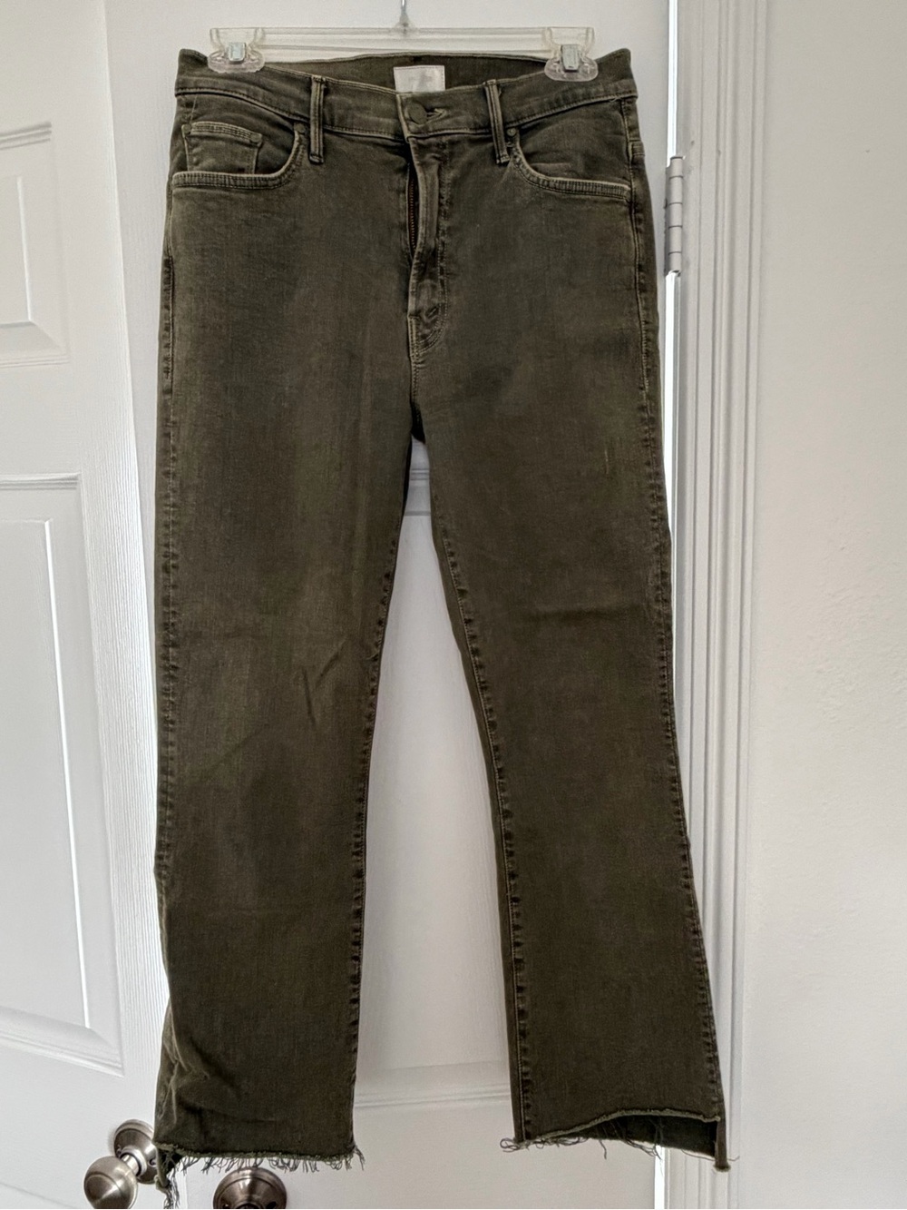 MOTHER Olive Green women’s cropped Jeans